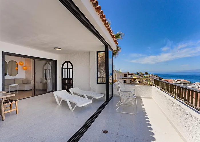 Panoramic View In Gigantes Акантиладо-де-Лос-Хигантес